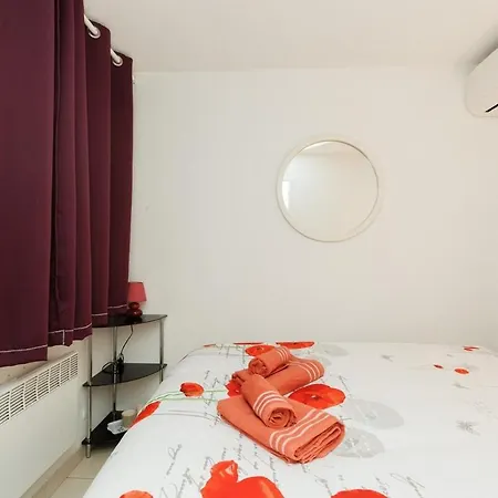 322 - Sea View - - Clim - Wifi * קאן